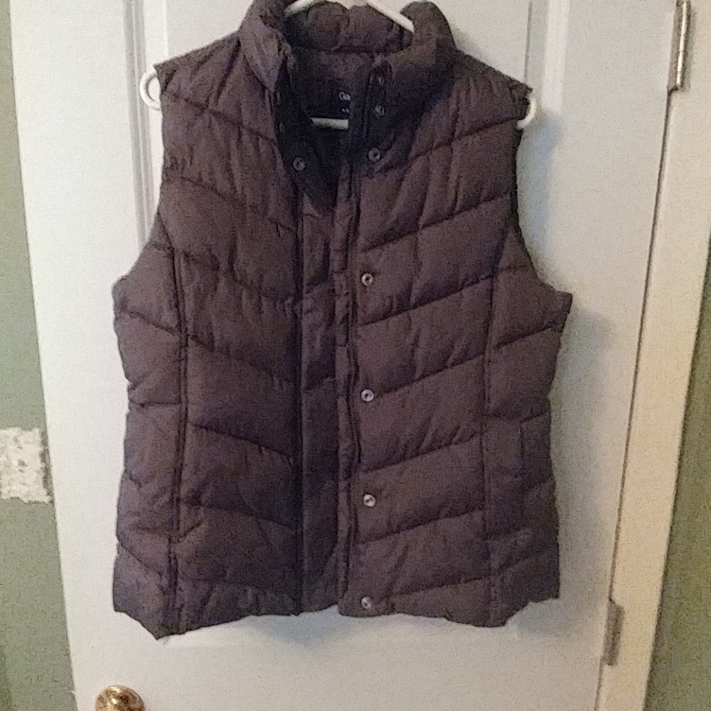 Quilted vest large from the gap